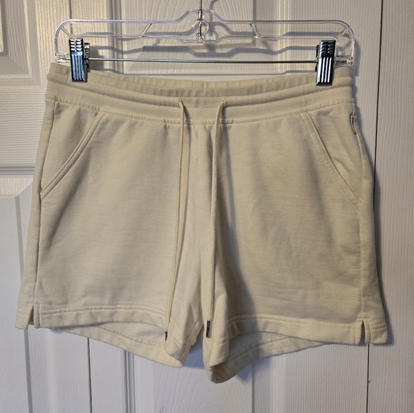 Eddie Bauer Women's Cozy Camp Fleece Shorts, Size XS - Picture 1 of 4